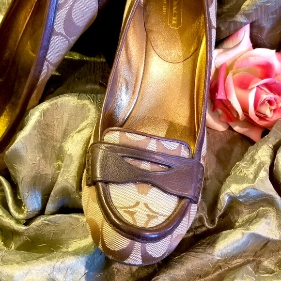 Coach high heels - Picture 2 of 8